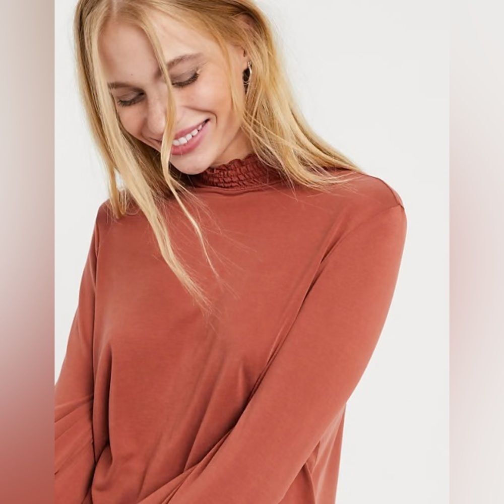 Madewell Rust Texture & Thread Ruffled Mockneck L… - image 3